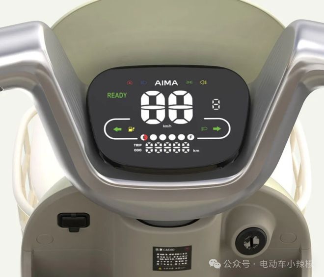 愛瑪推出2款電動三輪車自帶雨蓬顏值高大空間接送小孩很方便(圖4)